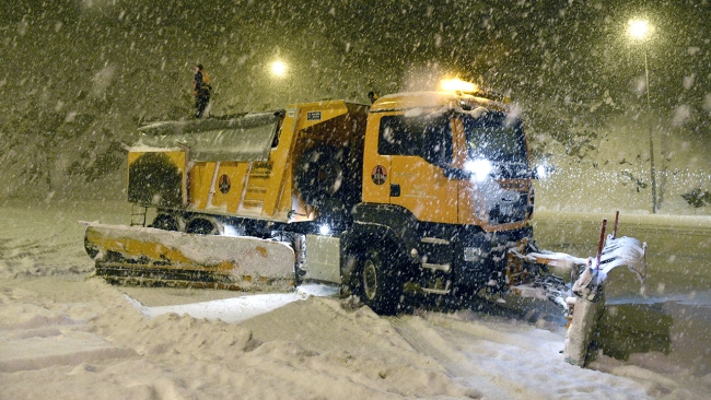 Zigana Dağı'nda ulaşıma kar engeli